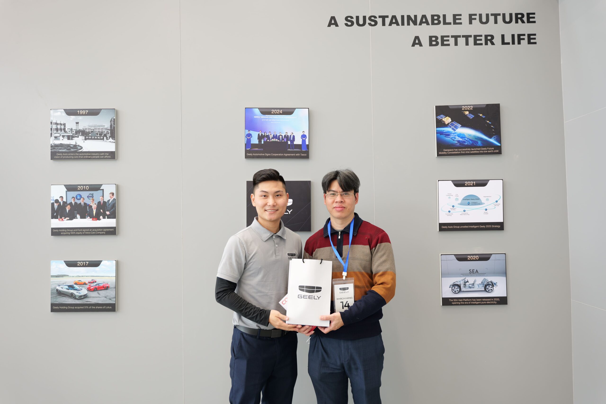 Những món quà độc quyền Geely Tây Ninh tri ân khách hàng 