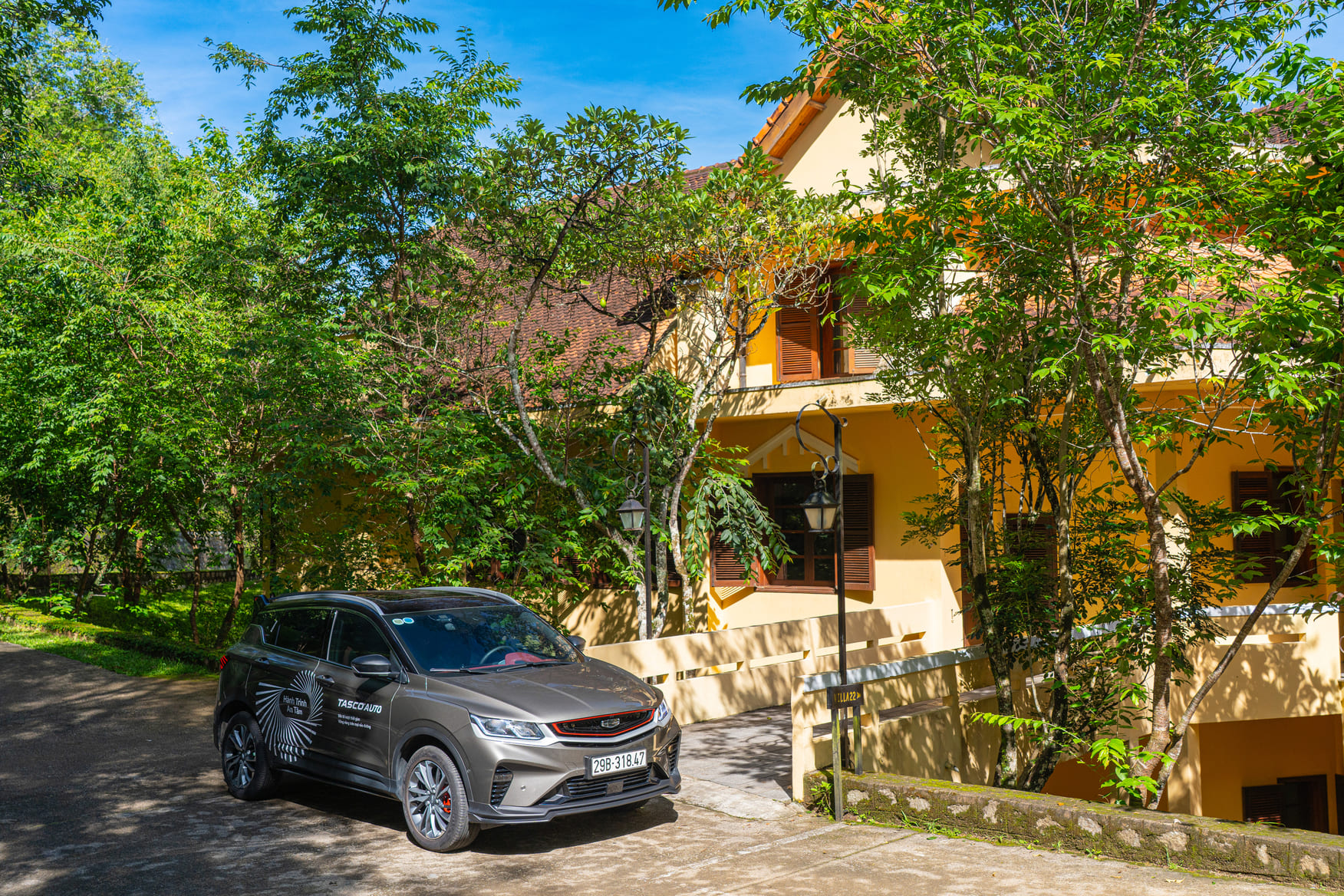 Geely Coolray dừng chân tại Ana Mandara Villas Da Lat 